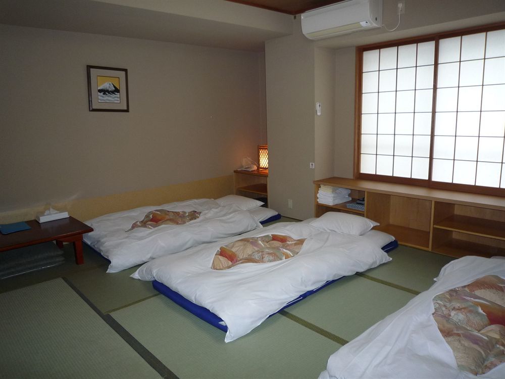 Annex Katsutaro Ryokan Токіо Екстер'єр фото