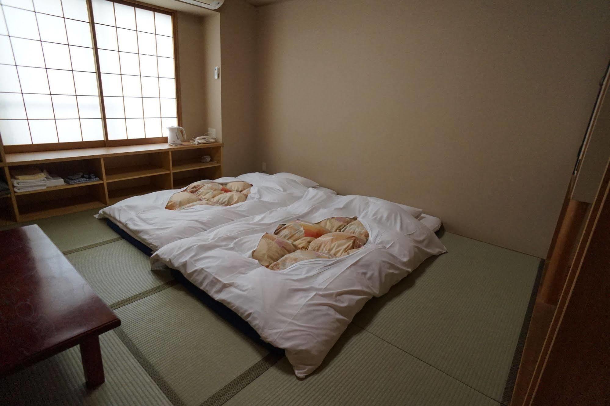 Annex Katsutaro Ryokan Токіо Екстер'єр фото