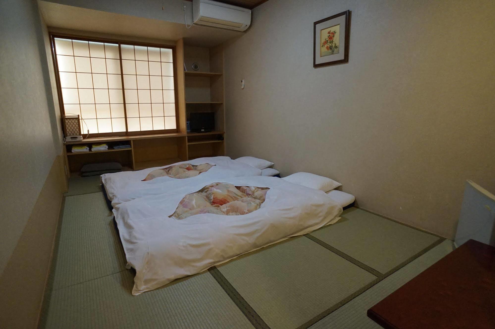 Annex Katsutaro Ryokan Токіо Екстер'єр фото